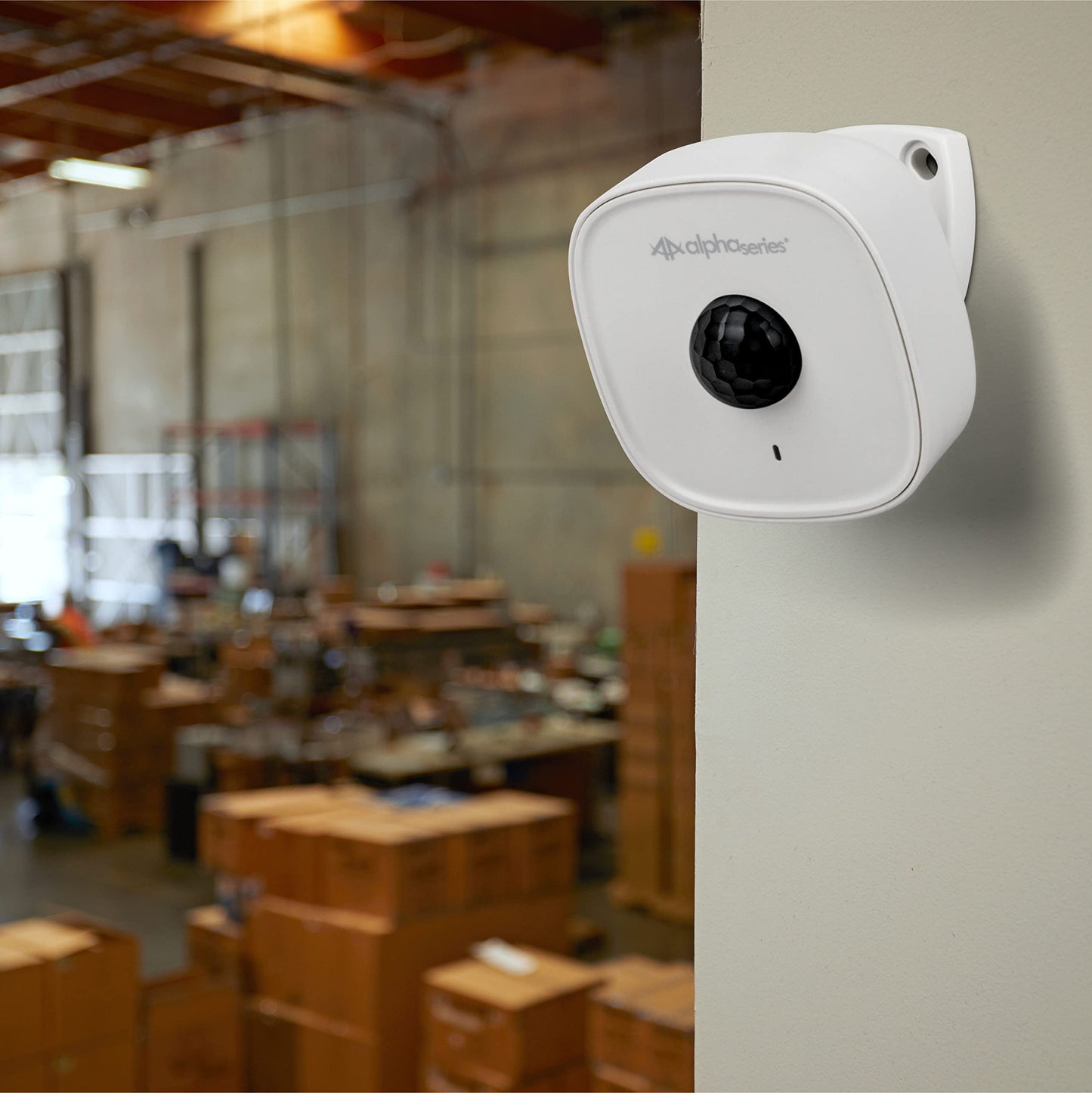 Swann Alpha Series Wireless Motion Sensor Unit & Chime. Easy Installation Both Indoors & Outdoors with Strong Weatherproof Design. Detect Movement Up To 13ft Away. Completely Wireless, Battery Powered