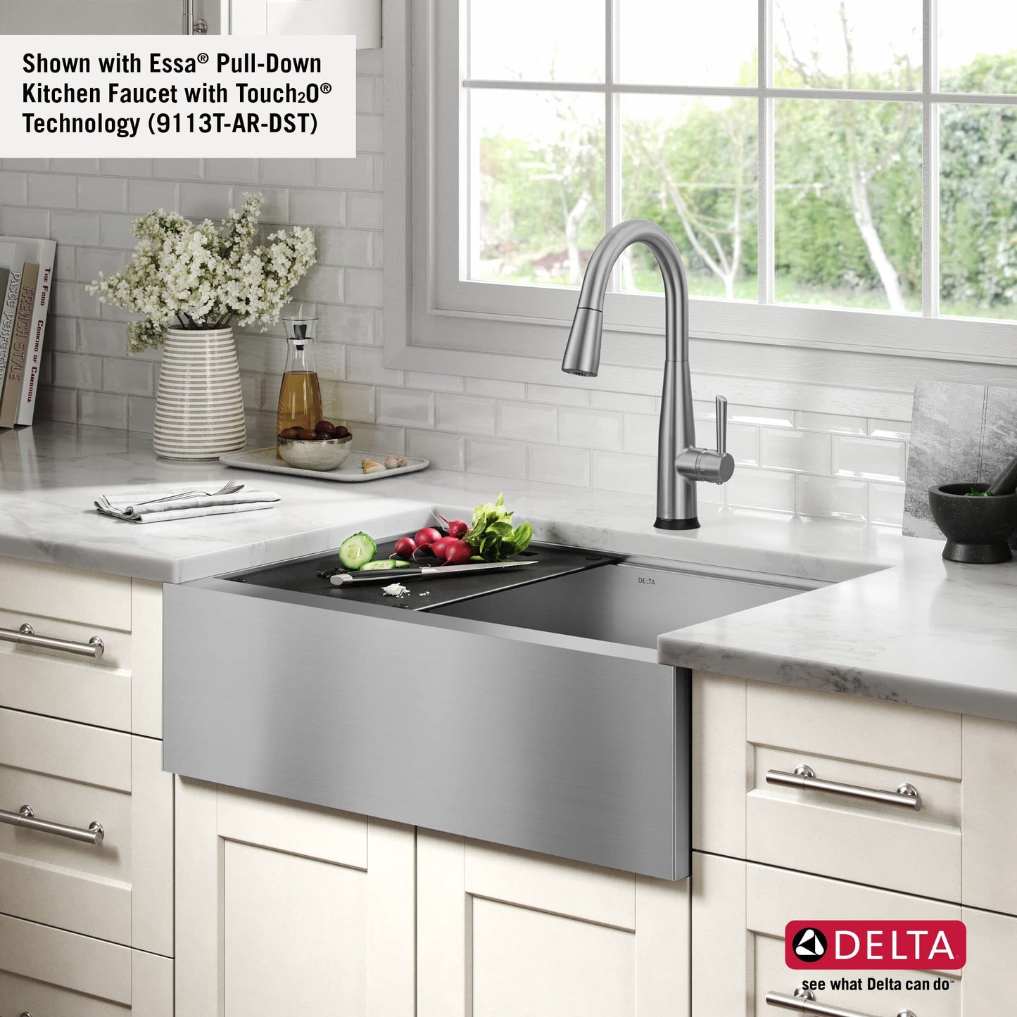 DELTA FAUCET Rivet 30-inch Workstation Farmhouse Apron Front Kitchen Sink Undermount 16 Gauge Stainless Steel Single Bowl with WorkFlow Ledge and Kit of 5 Accessories, 95C9031-30S-SS - Like New